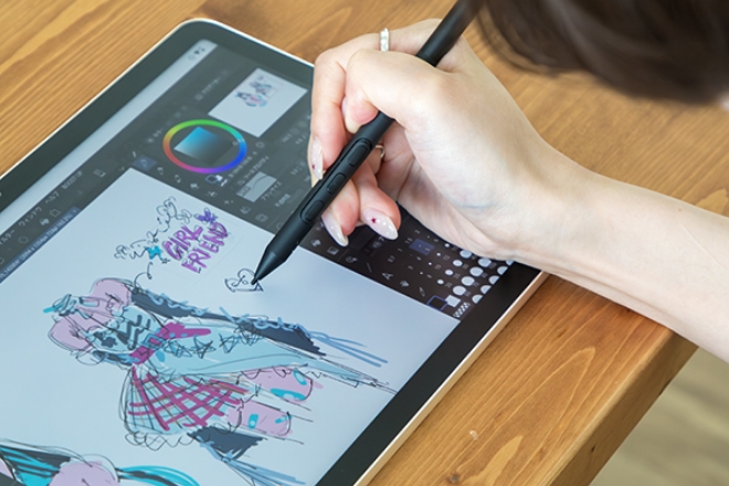 Naiuco 様Wacom MovinkPad 11